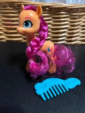 My Little Pony with comb